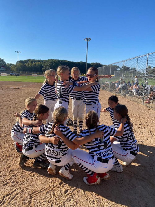 Image 14 from 10U - Red slideshow