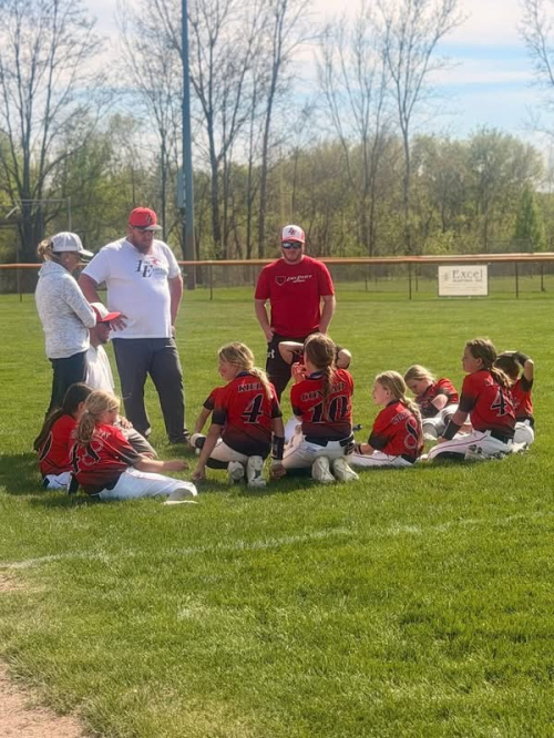 Image 15 from 11U - Red slideshow