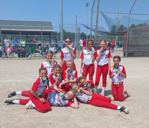 Image 16 from 10U - Black slideshow