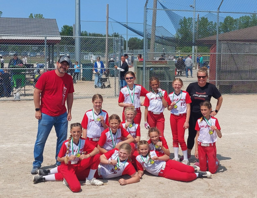 Image 17 from 10U - Black slideshow